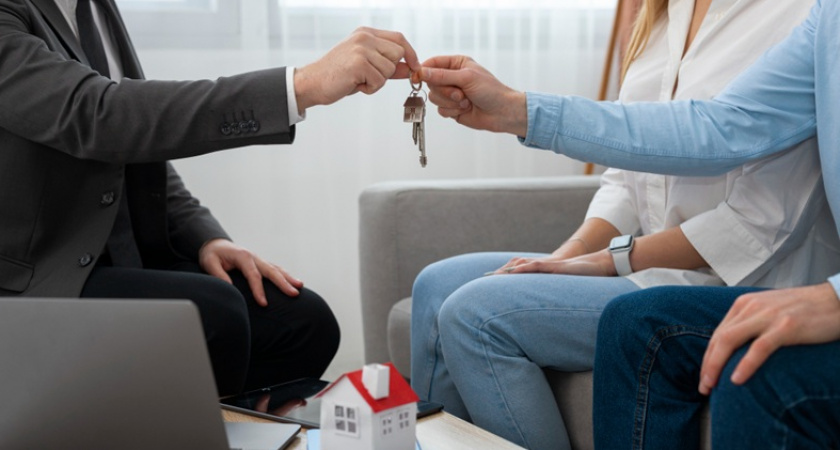 Липецких покупателей квартир защитят от схемы с пенсионерами