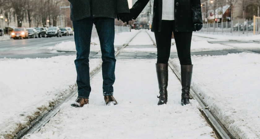 Что делать, чтобы ноги не мерзли в обуви на морозе: самый полезный зимний лайфхак - валенки не нужны