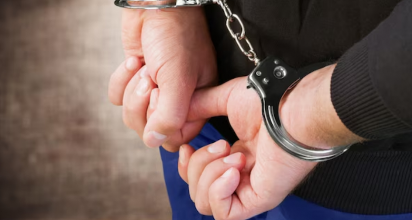 Липецкие полицейские изъяли 113 граммов синтетики у двух закладчиков