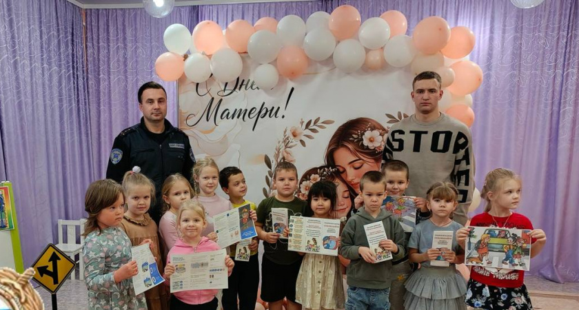 Для липецких школьников организовали мастер-класс по дорожной безопасности