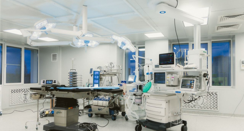 В областной больнице провели первые операции при аритмии
