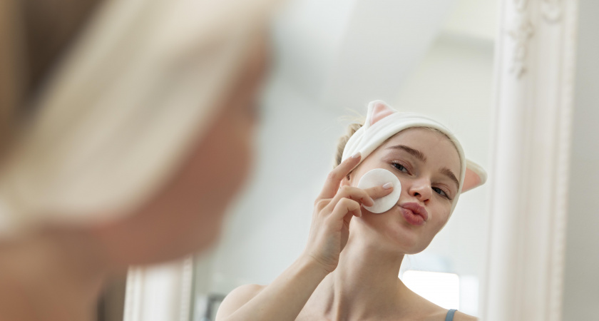 Морщины тают, как снег: это природное средство великолепно осветляет кожу и возвращает ей фарфоровое сияние