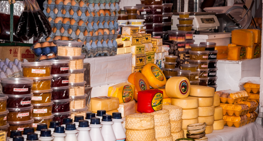 Роскачество назвало лучшие и худшие сыры в магазинах: полный расклад по качеству сыров