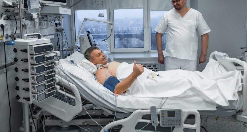 Липецкие хирурги впервые провели операции на открытом сердце