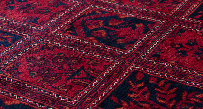 Домашняя химчистка: избавляем ковер от запахов содой за один вечер