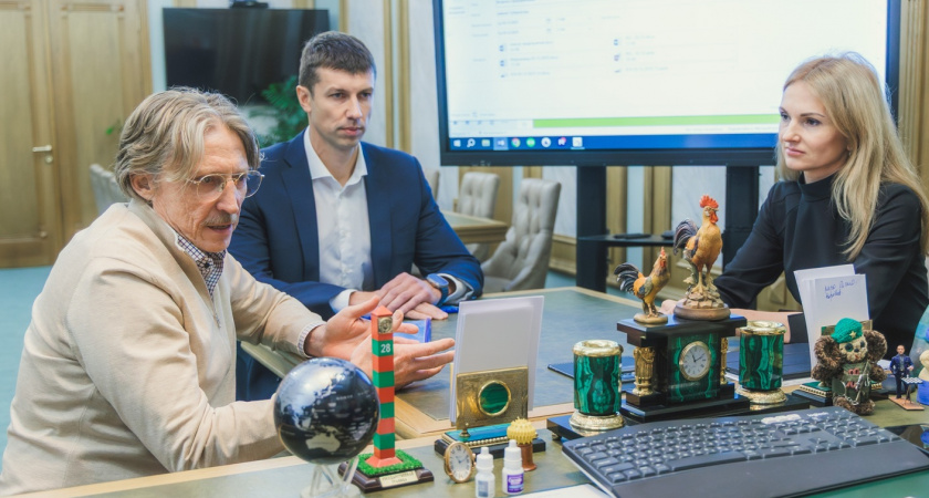 Артамонов обсудил с директорами заводов развитие машиностроения