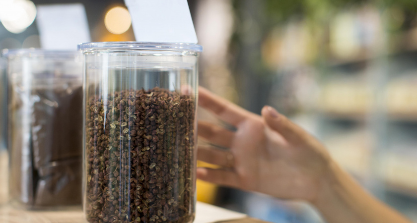 Натуральный против подделки: Роскачество - как отличить качественный растворимый кофе по итогам проверки