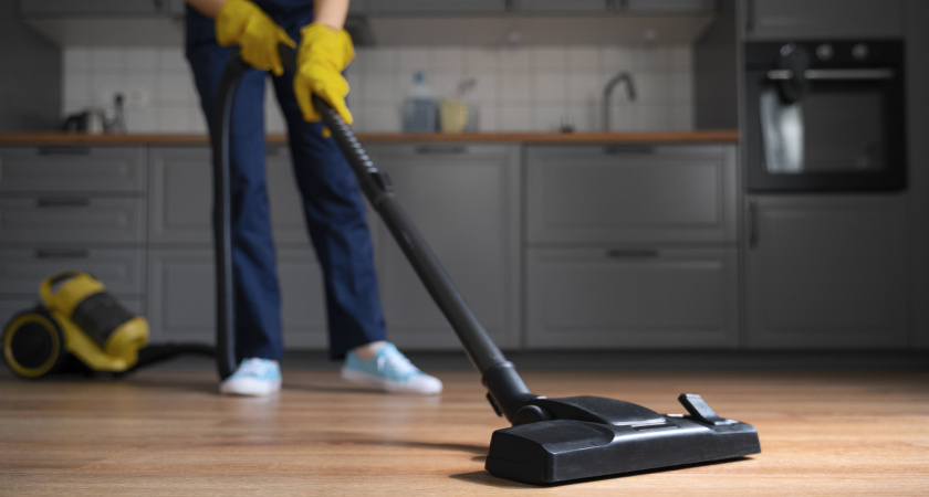 Вы моете полы слишком часто: какой оптимальный график уборки для идеальной чистоты