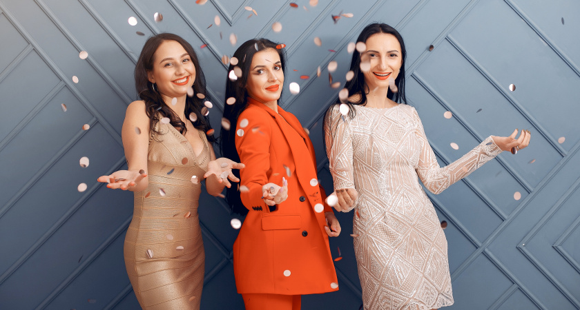 Главный вопрос декабря: как выглядеть стильно и уместно на корпоративе — 10 беспроигрышных вариантов