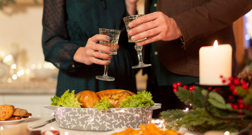 Блюда удачи и счастья: что приготовить на новогодний стол, чтобы привлечь успех