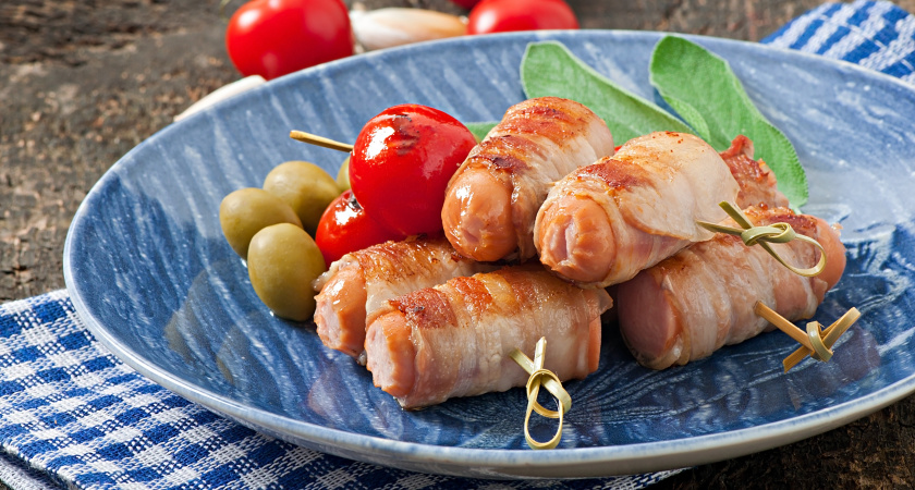 Ветчина и крабовые палочки: как знакомые продукты превращаются в праздничный шедевр