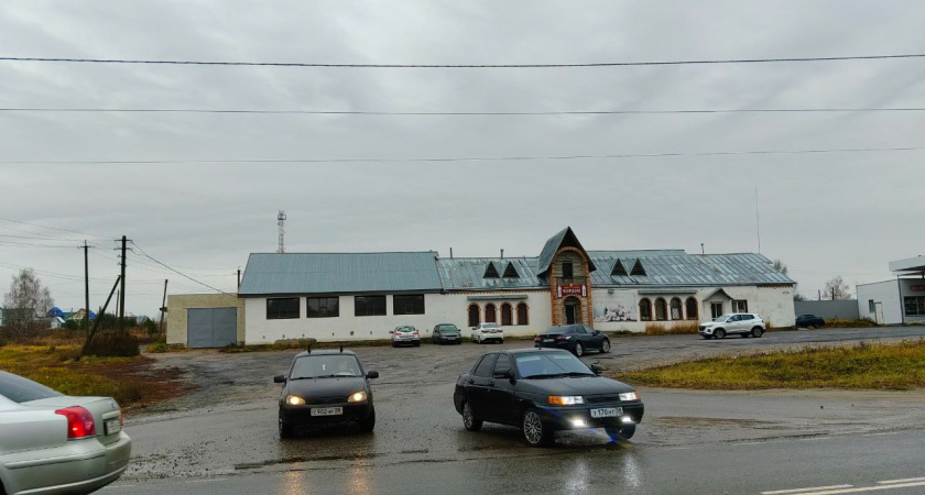 Посторонний стук и жесты на дороге: как мошенники создают иллюзию поломки вашей машины