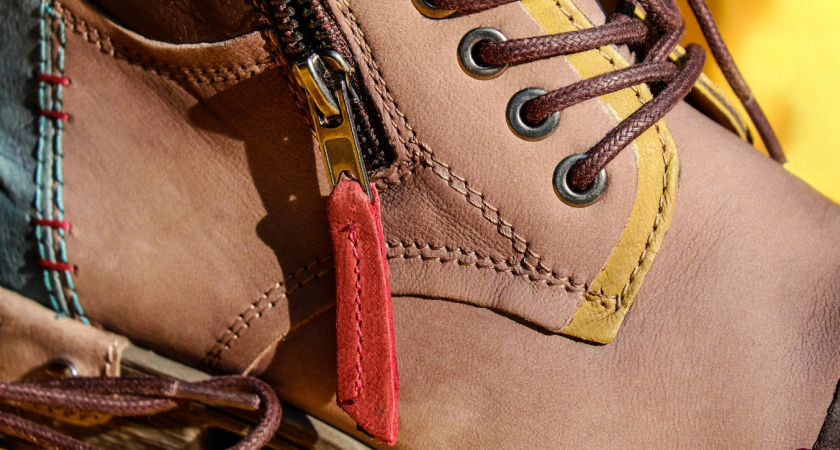 Весь день в обуви и даже не воняет: сыплю на стельку щепотку порошка - эффективный лайфхак для зимы