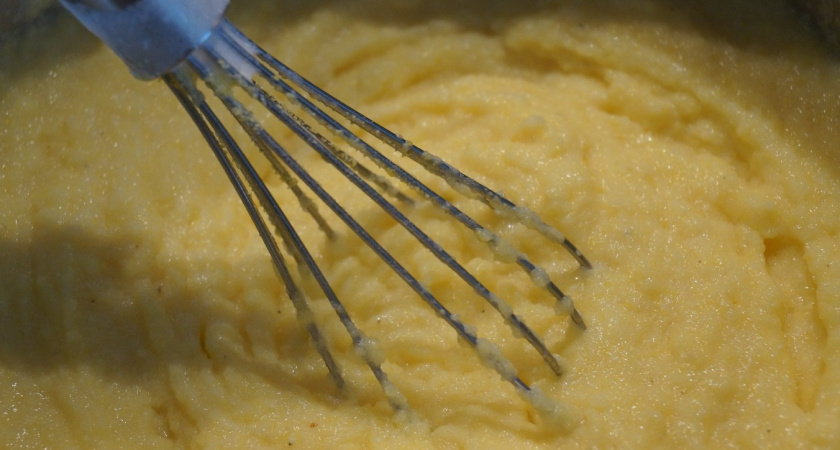 Даже остывшее пюре снова станет воздушным: как вернуть пюре текстуру и вкус – лайфхак от повара