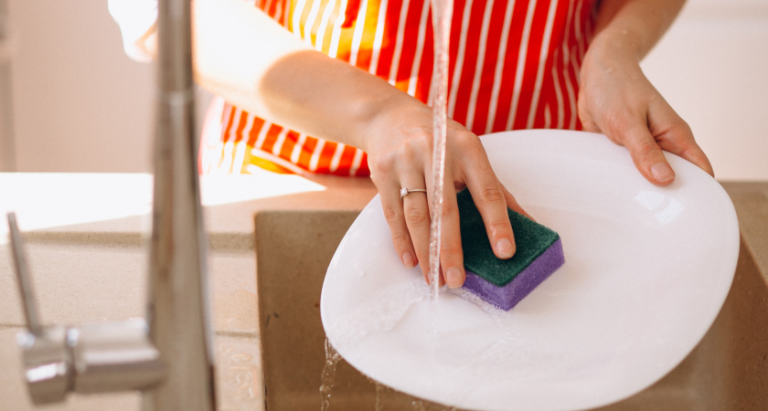 Губки разного цвета — не просто так: оказывается, за каждым оттенком скрывается своя важная задача