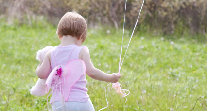 Для родителей: имена с лучшими значениями, которые дарят девочкам светлый старт
