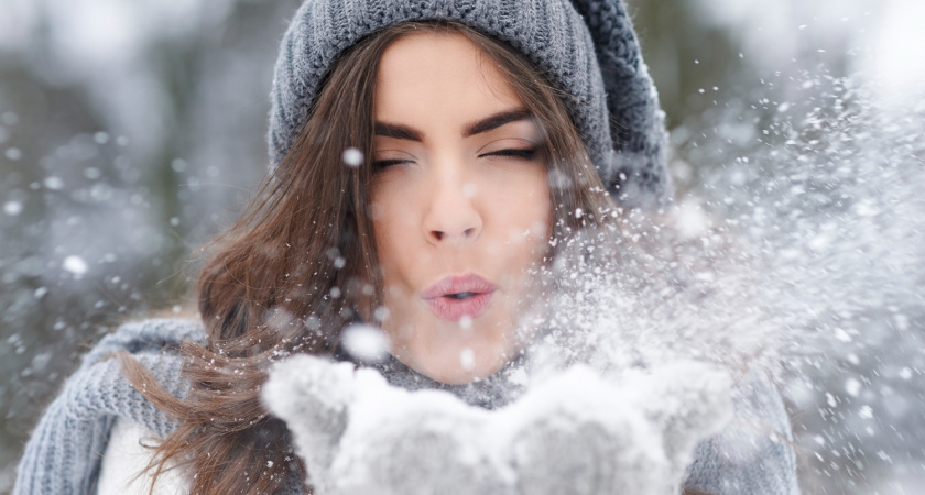 Секреты зимнего ухода: 5 шагов, чтобы защитить кожу от холода и сохранить ее молодость