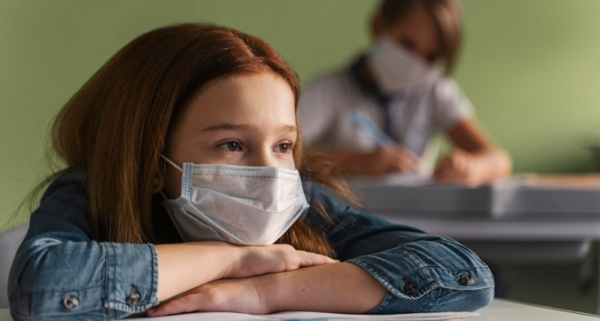 Липецкие школьники массово переходят на удаленку из-за ОРВИ
