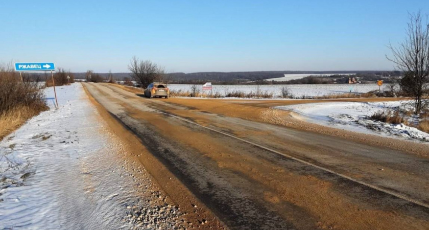 Дорожники закончили ремонт трёх трасс под Задонском