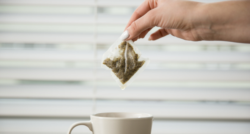 Проверенный совет горничной: чайный пакетик в унитазе на время отъезда творит чудеса