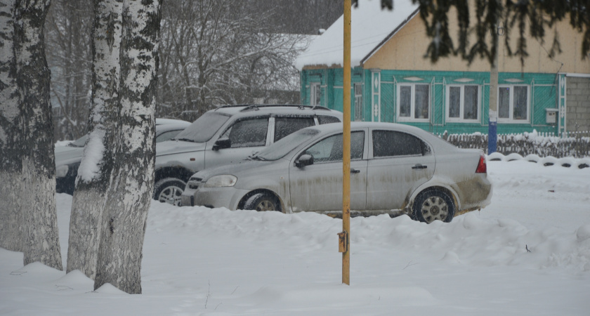 Парковка во дворе под полным запретом: Верховный суд пояснил, какие штрафы ждут водителей и почему