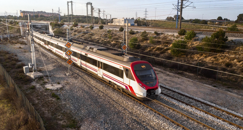 Липчане могут отпраздновать Новый год дважды в поездах РЖД