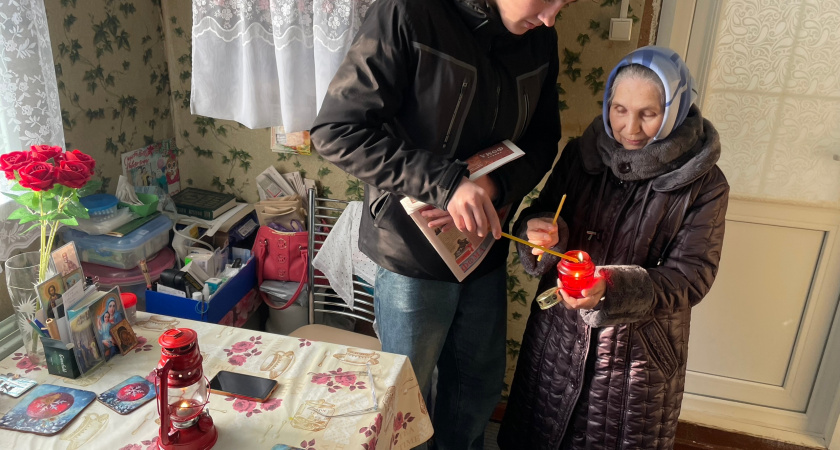 Огонь из Вифлеема доставили в храм Липецка