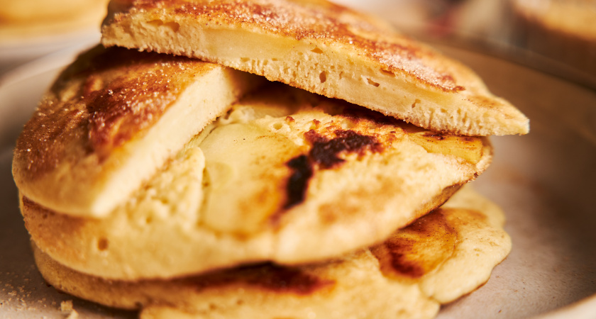 Больше не готовлю блины: эти лепешки с начинкой стали нашей традицией - рассказываю как