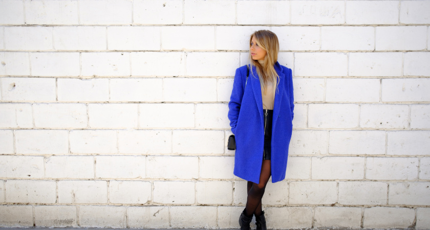 Броши, ледяной голубой и блеск: три модных направления, которые захватят 2026 год