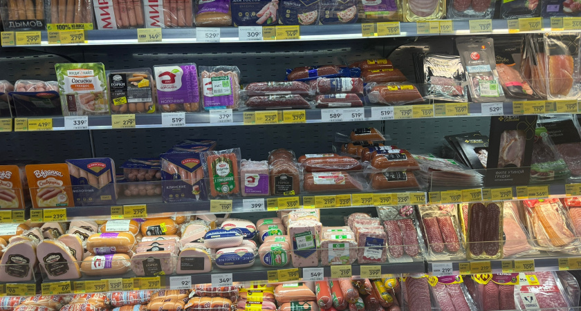 Увидите в составе колбасы эти 2 слова – положите ее на место: есть такую не стоит даже котам