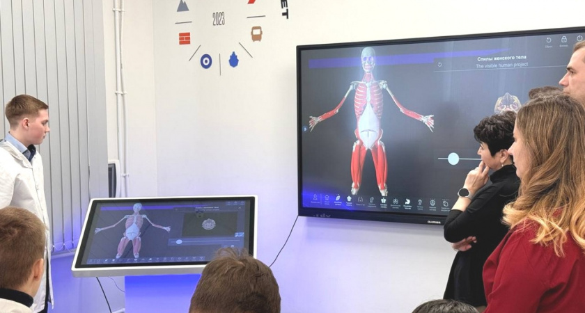 В Липецком медколледже установили анатомический стол