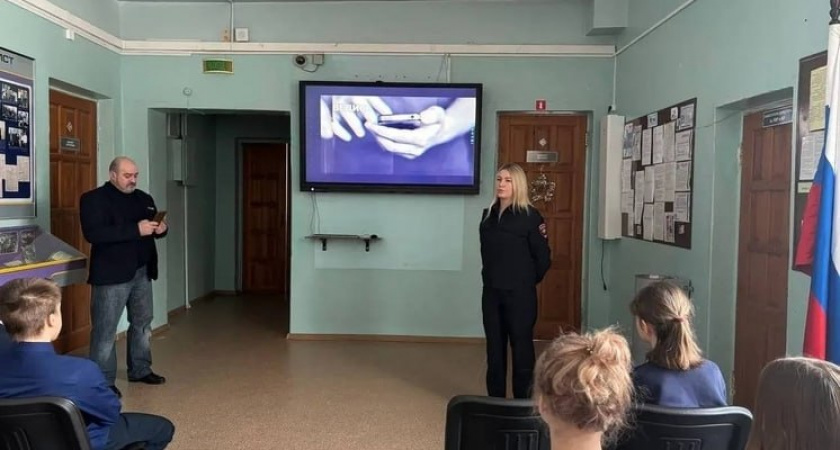 Сотрудники полиции и МЧС провели уроки безопасности для липецких школьников