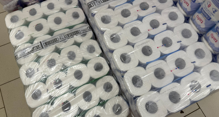 Всегда беру в магазине пару рулонов бумажных полотенец: показываю любимые лайфхаки – помогут сэкономить на уборке и готовке