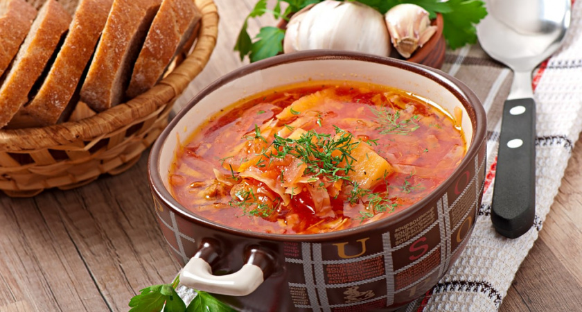 Мои щи всегда густые и насыщенные: вот что нужно добавить вместо обычной и квашеной капусты 