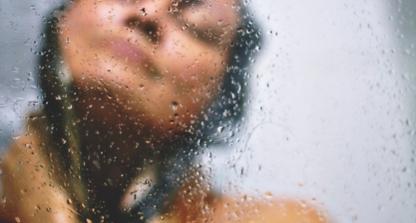 Пользуюсь увлажняющим шампунем полгода: перешла на мытье через день – и вот результат