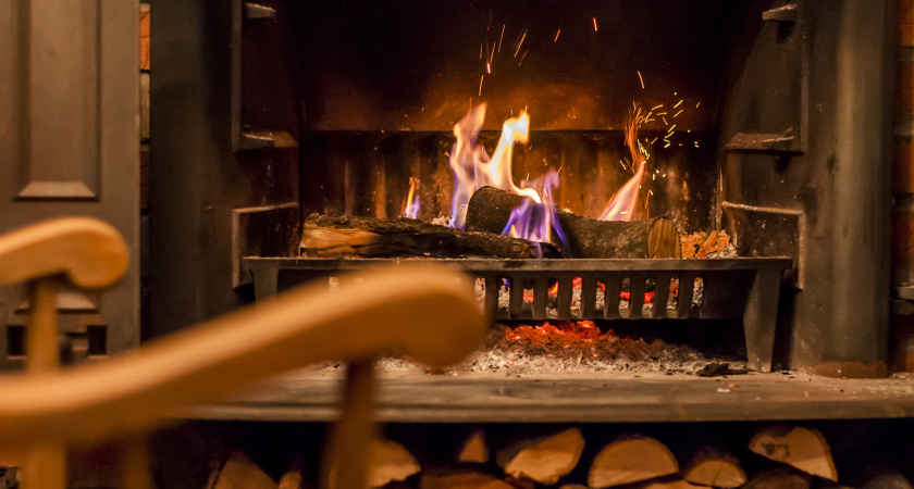 Больше не топлю печку в бане дровами - есть вариант чище, проще и дешевле: умные владельцы только так и делают