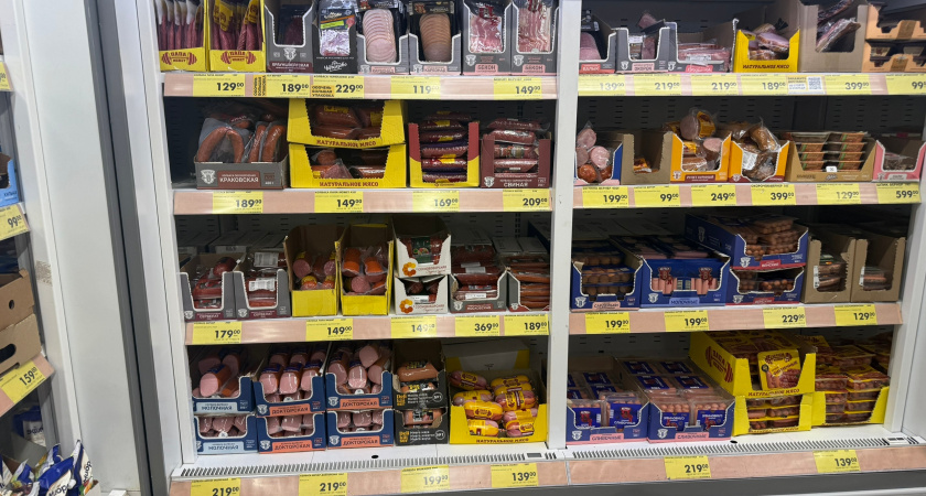 Миф или правда: эксперты ответили, есть ли на самом деле в колбасе и сосисках мясо