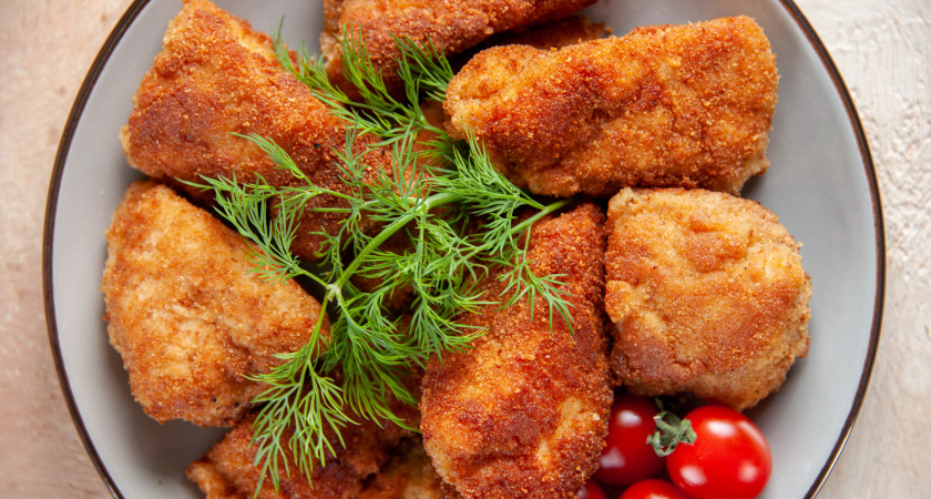 Нашла альтернативу мясу по-французски: отбивные в майонезном кляре - экономия времени и сочность гарантированы