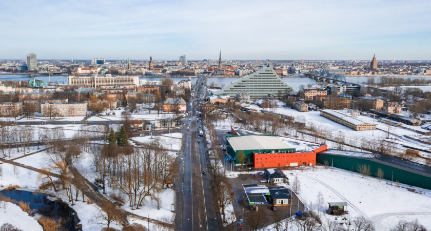 Здесь медведи гуляют по улицам, а яйца стоят 670 рублей: правда о жизни в заполярном Певеке