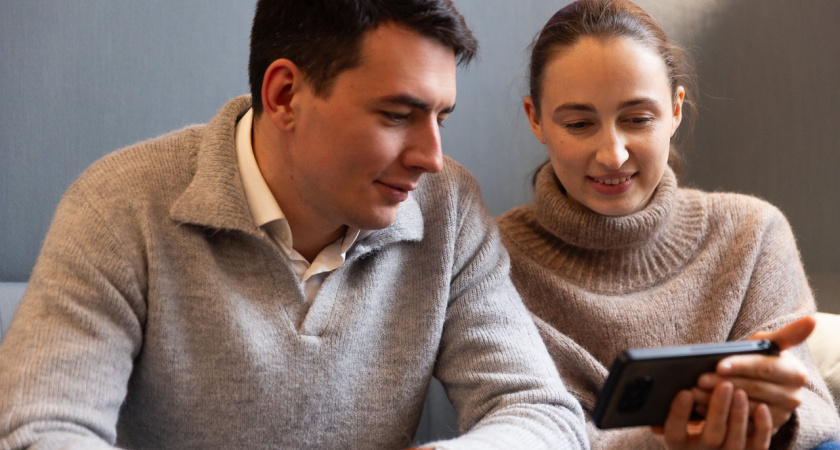 Всё и сразу: интерес к агрегаторам ИИ в 2025 году вырос более чем в пять раз