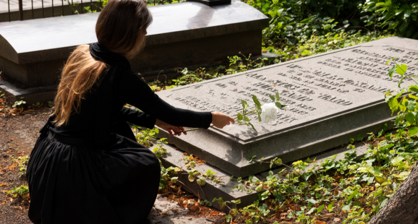 Липчанам увеличат компенсацию за организацию похорон