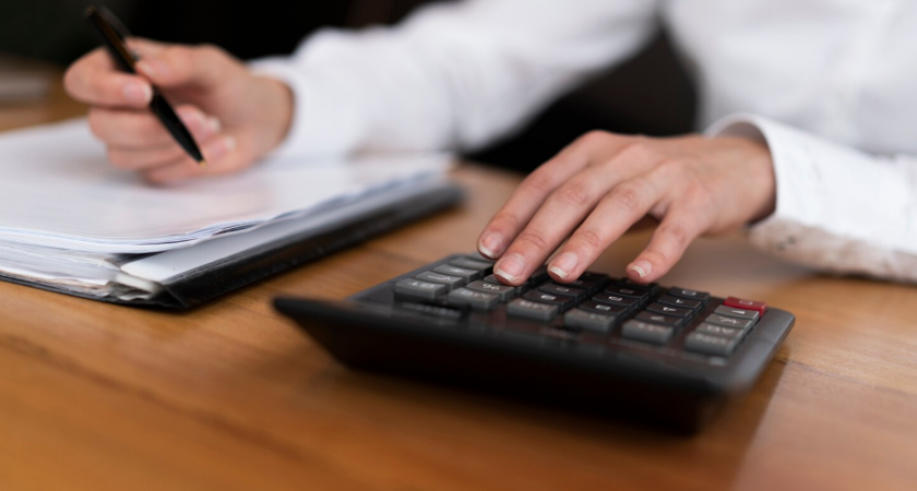 Сбербанк и налоговая подали в суд на автобусную компанию из Добринки