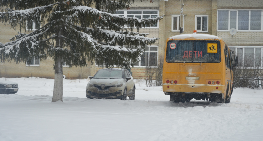 В Липецке сложилась критическая ситуация на дорогах из-за снегопада