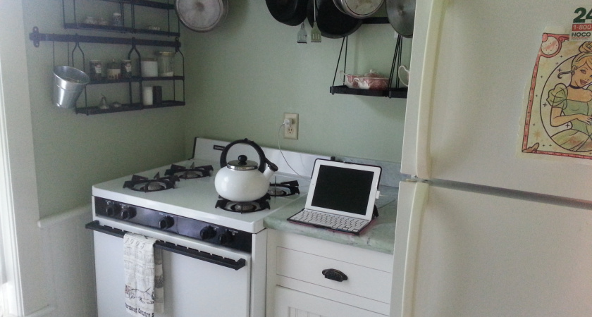 Что выдает неухоженную кухню: 10 вещей, которых не должно быть на виду