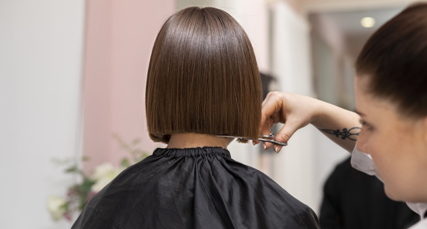 Выглядеть моложе и стройнее без фотошопа: стрижки, которые меняют восприятие лица