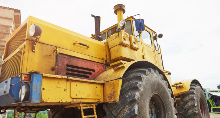 В Добринке раскрыли схему с поддельными удостоверениями трактористов