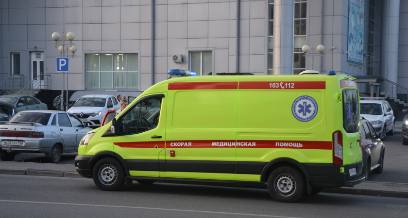 ДТП с автомобилем скорой помощи вызвало масштабный затор в Липецке