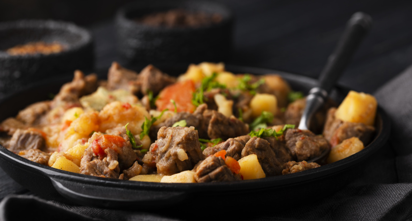 Мясо, от которого не устаёшь: мой любимый рецепт, где можно экспериментировать с гарниром