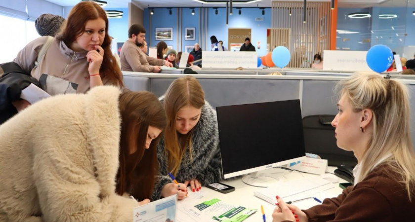 Липчанки получили 94 приглашения на собеседования после ярмарки вакансий