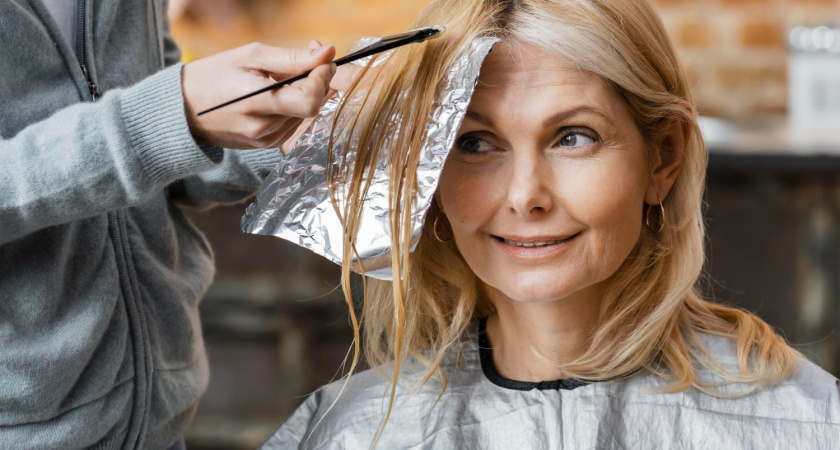 Как правильно тонировать седые волосы дома, чтобы не ходить в салон: так сможет каждая